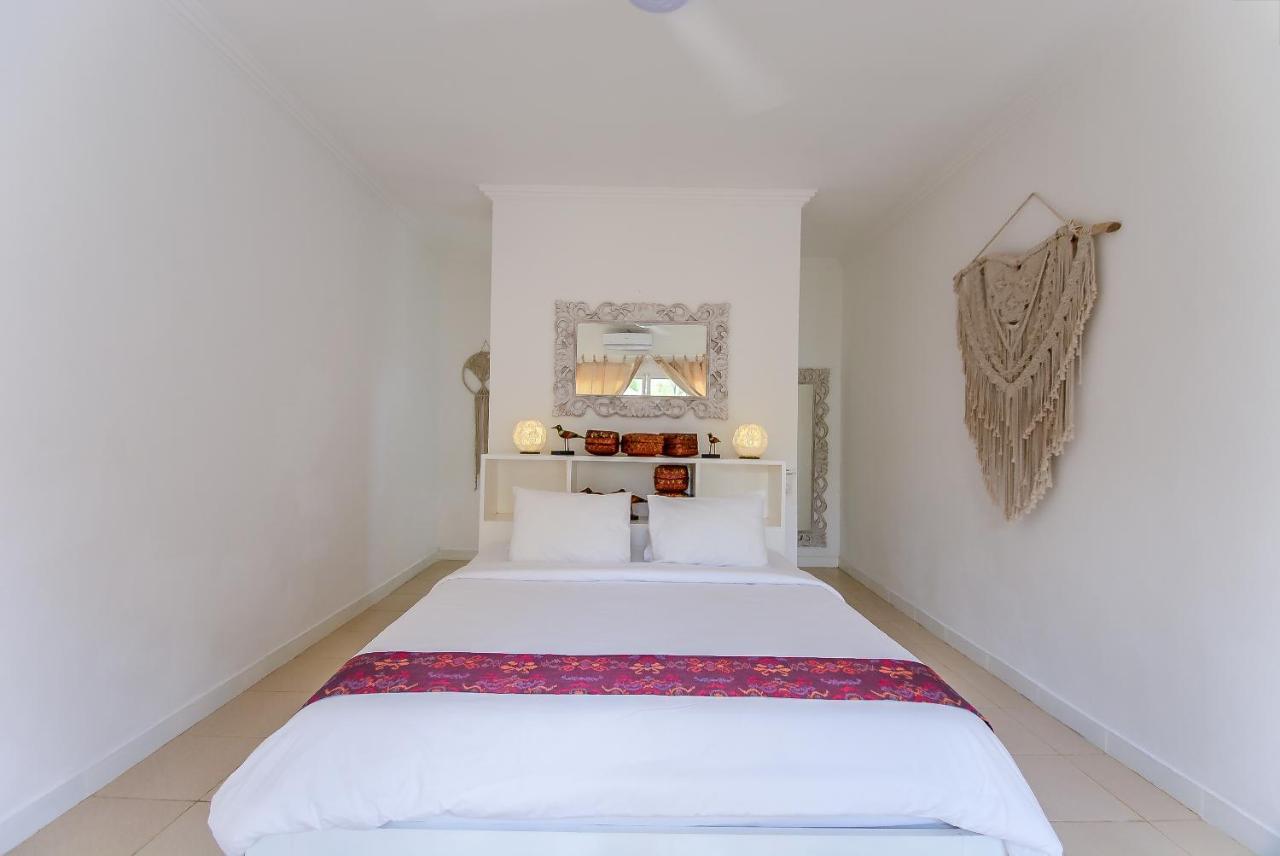 Villa Hally Bali อูงาซัน ภายนอก รูปภาพ