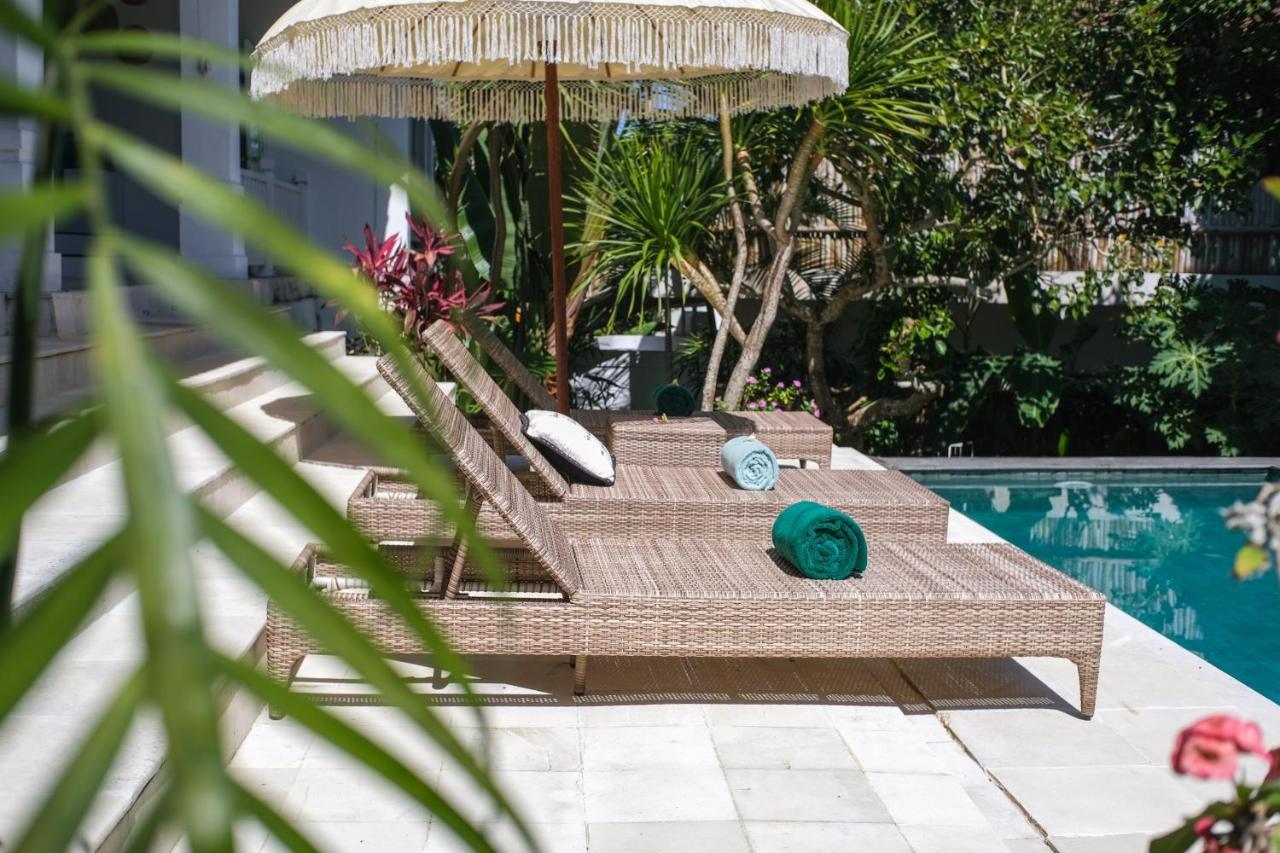 Villa Hally Bali อูงาซัน ภายนอก รูปภาพ