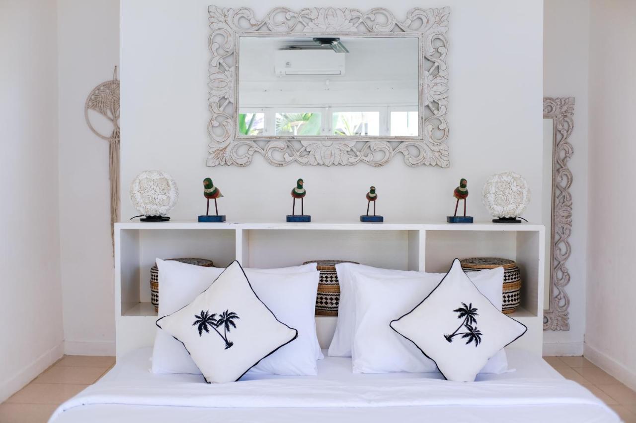 Villa Hally Bali อูงาซัน ภายนอก รูปภาพ