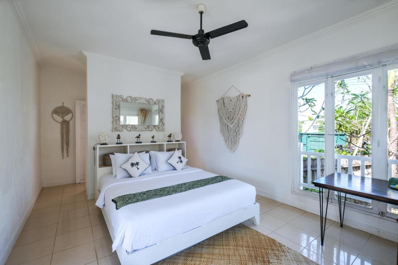 Villa Hally Bali อูงาซัน ภายนอก รูปภาพ